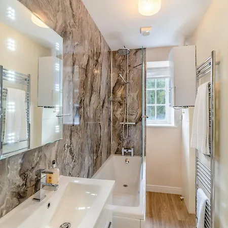 Crag View
